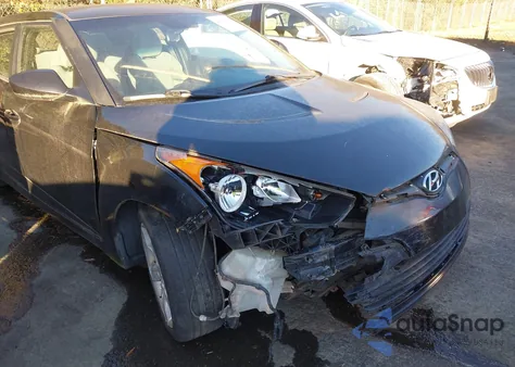 2012 Hyundai Veloster Base W/Gray z USA, uszkodzony, nr VIN KMHTC6AD7CU034888